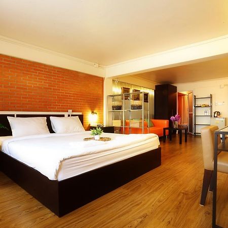 Baan Saladaeng Boutique Guesthouse Bangkok Luaran gambar