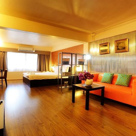 Baan Saladaeng Boutique Guesthouse Bangkok Luaran gambar